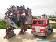 DOTM Striker Optimus Leader (4)